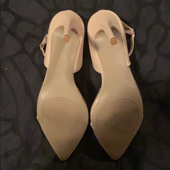 Stilettos - Picture 2 of 3